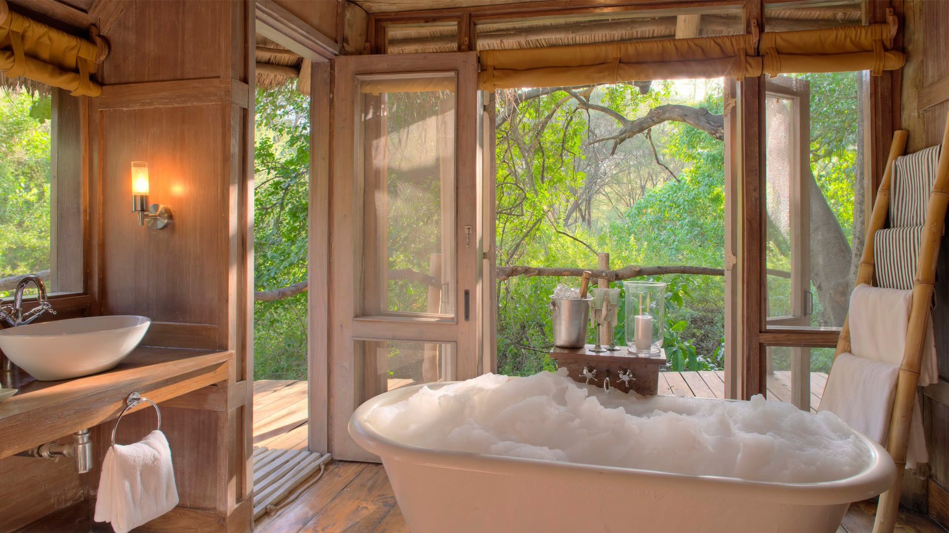 lake manyara tree lodge